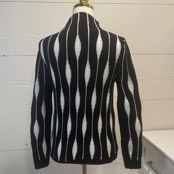 Black and White Women's Turtleneck Sweater - Picture 4 of 4